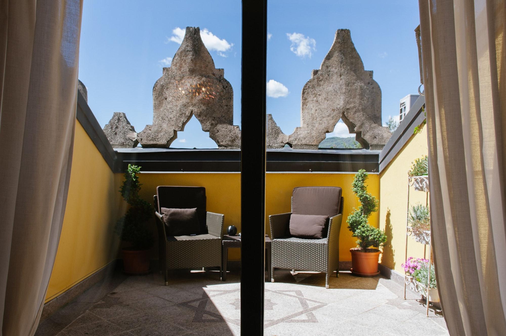 Relais & Chateaux Crespi Hotel