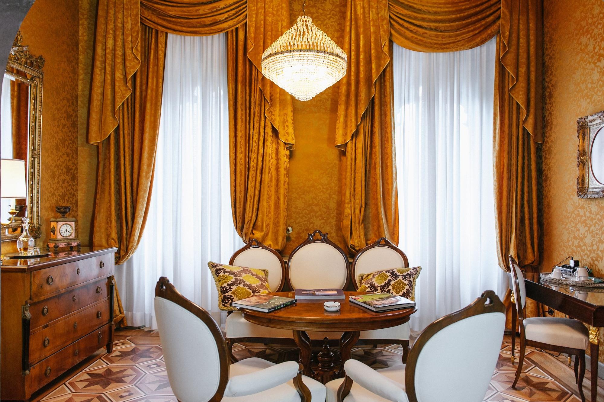 Relais & Chateaux Crespi