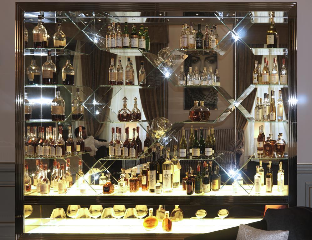 Relais & Chateaux Crespi Hotel