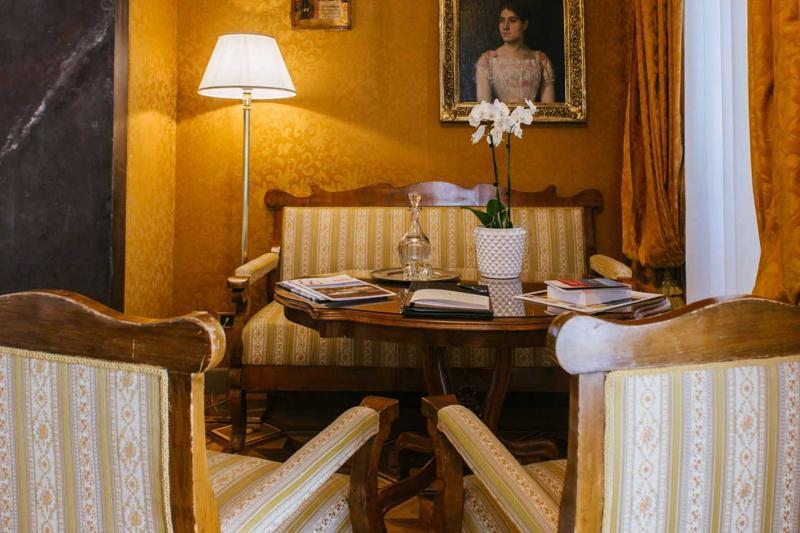 Relais & Chateaux Crespi Hotel 5*